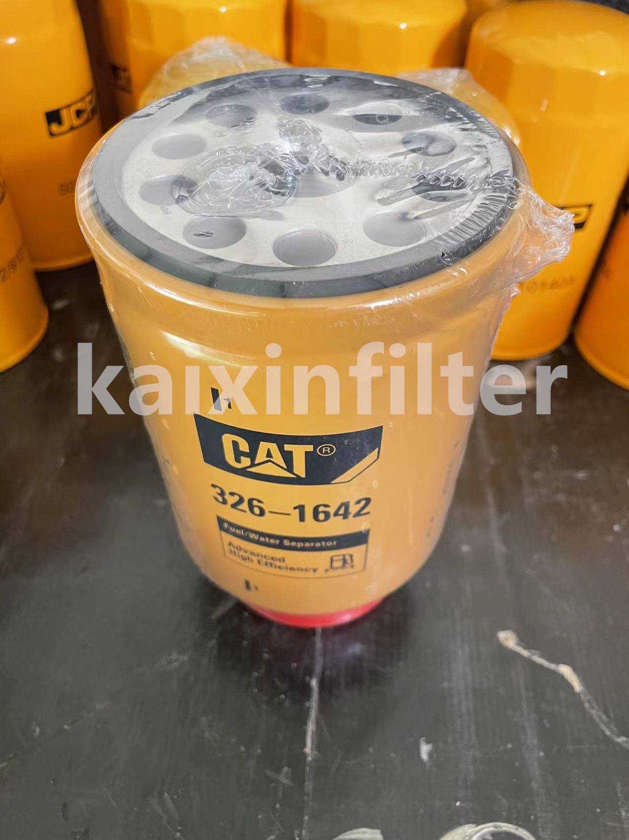 3261642 Caterpillar fuel filter Protects CAT engines from contaminants 326-1642