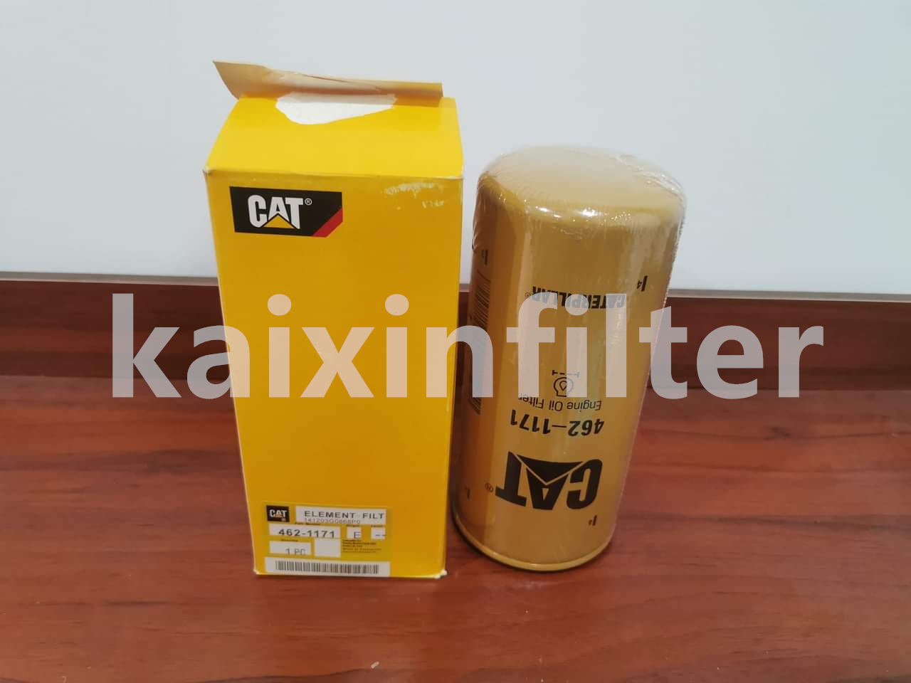 4621171 Caterpillar oil filter ensuring effective oil cleaning