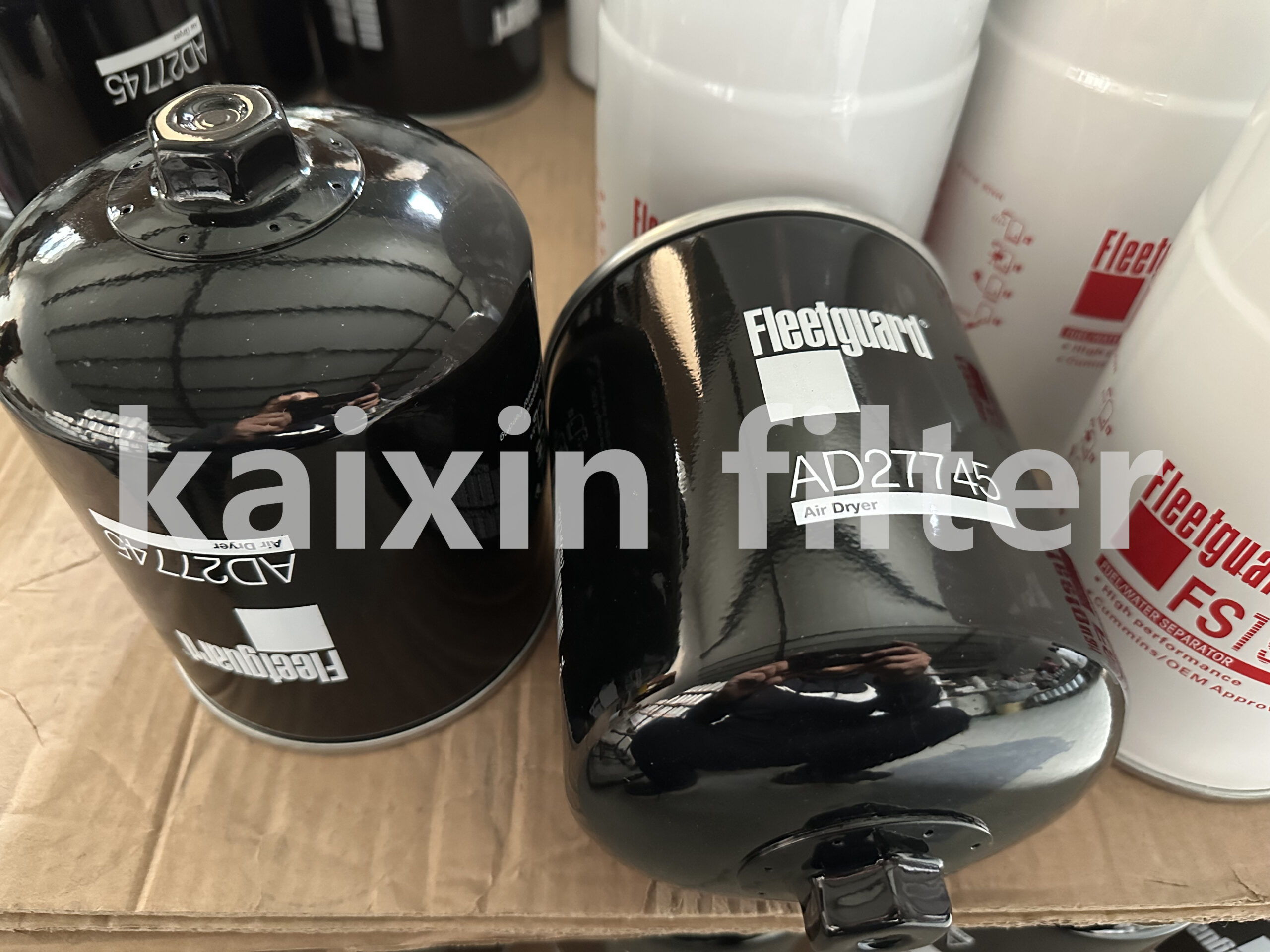 FLEETGUARD AD27745 Heavy-Duty Desiccator Filter – Moisture Shield