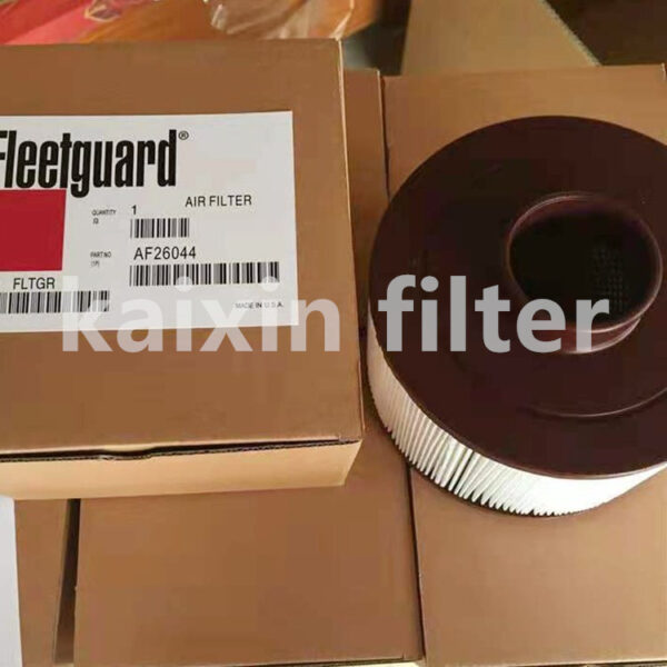FLEETGUARD AF26044 Superior Air Filter – Intake Core
