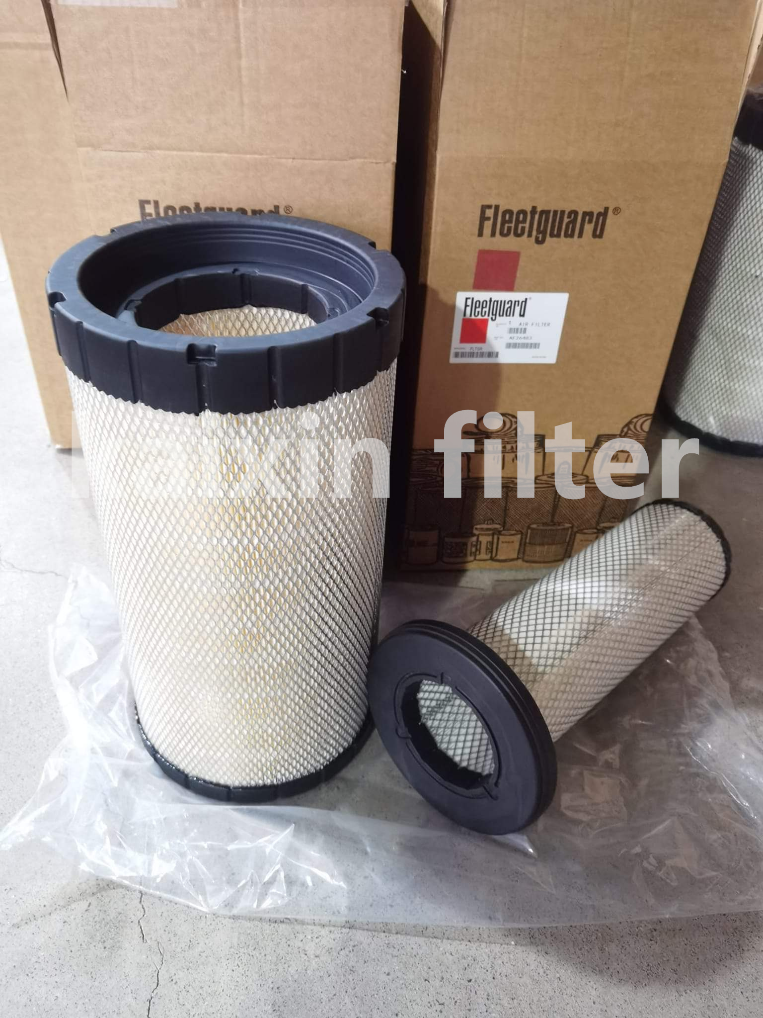 FLEETGUARD AF26483 Precision Air Filter – Intake Optimizer