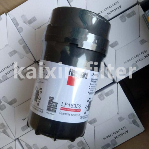 FLEETGUARD LF16352 Enhanced Lube Filter – Clean Core