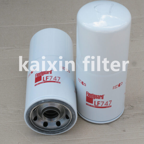 LF747 FLEETGUARD Lube Filter - Engine Oil Cleanse Expert