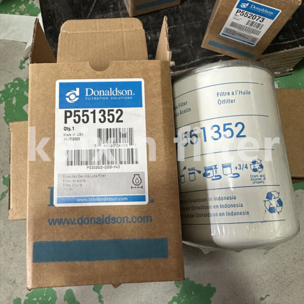 Donaldson P551352 Long-Life Oil Filter for Extended Service